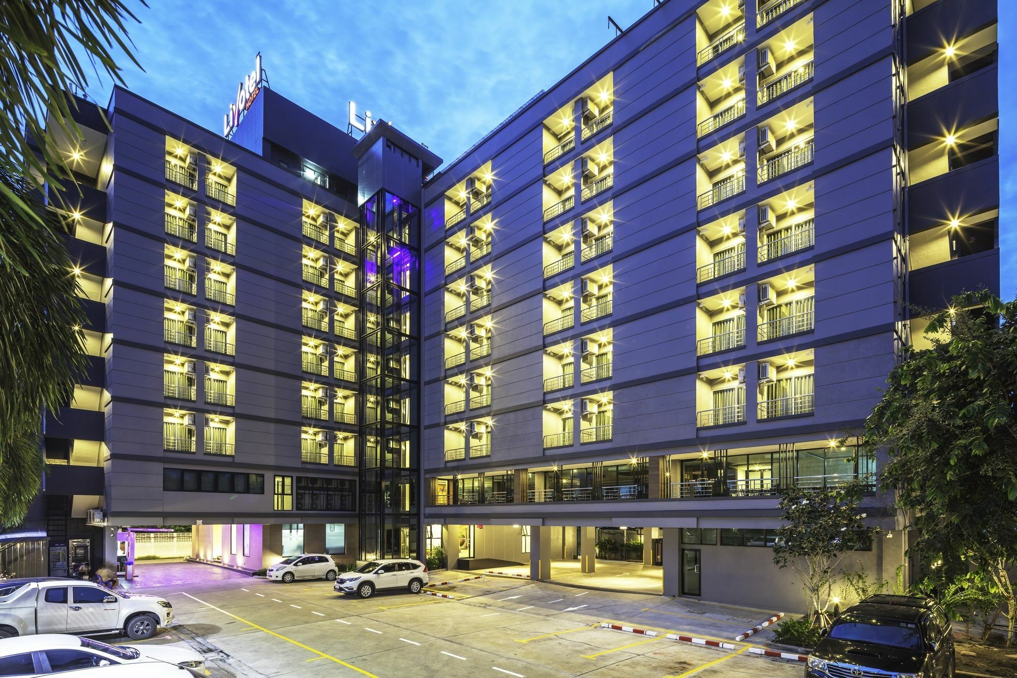 Livotel Hotel Hua Mak Бангкок Екстер'єр фото